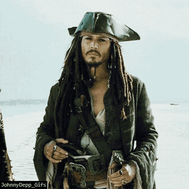 johnny-depp-captain-jack-sparrow.gif