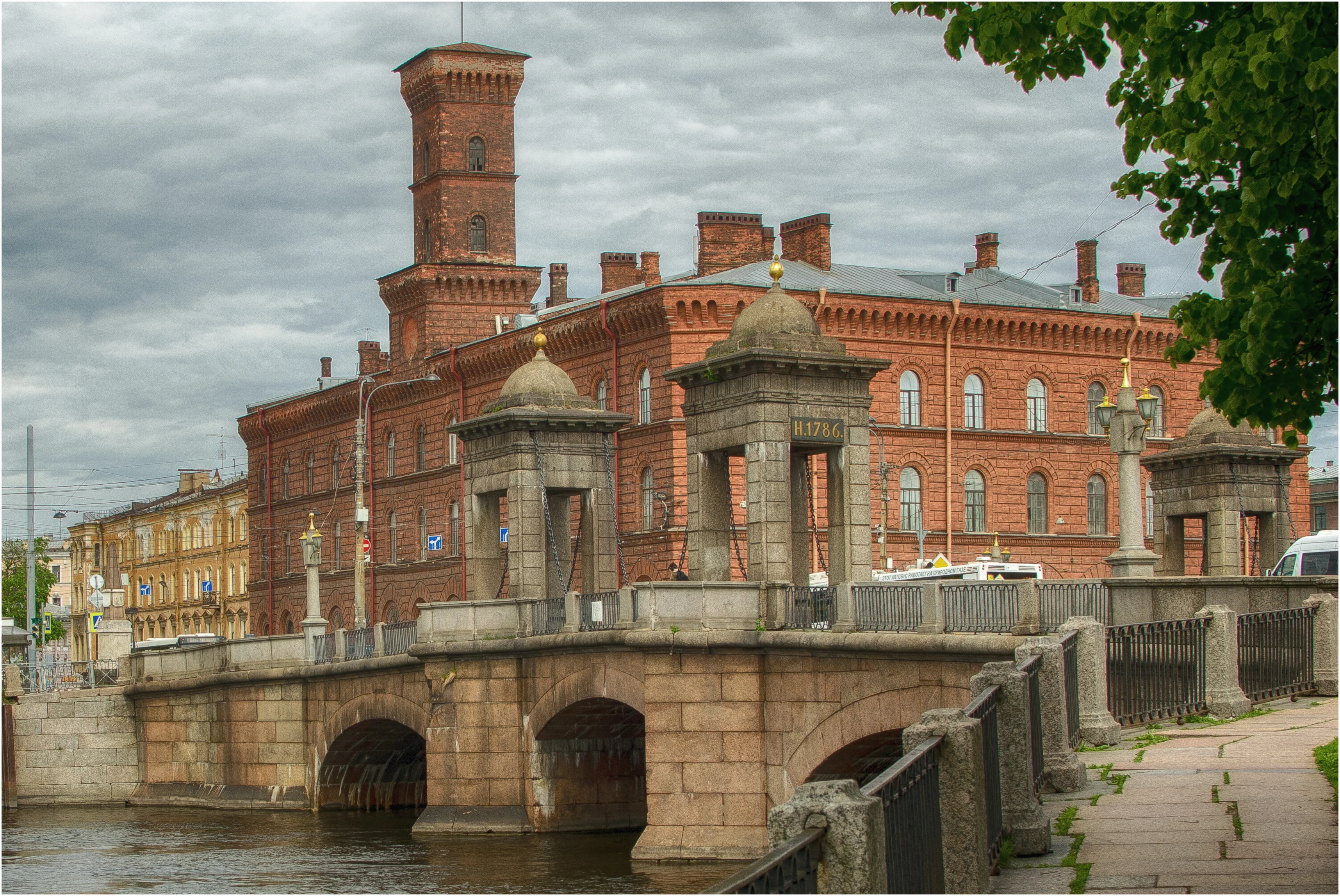 калинкин мост.webp