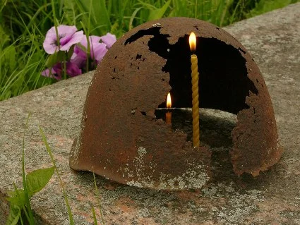 Каска_свеча - 9459367.webp