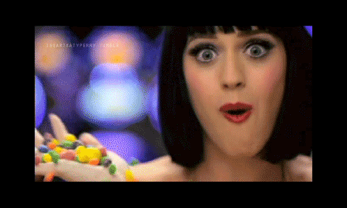 katy_perry_gif_2_by_shewolf234-d5f8f9i.gif