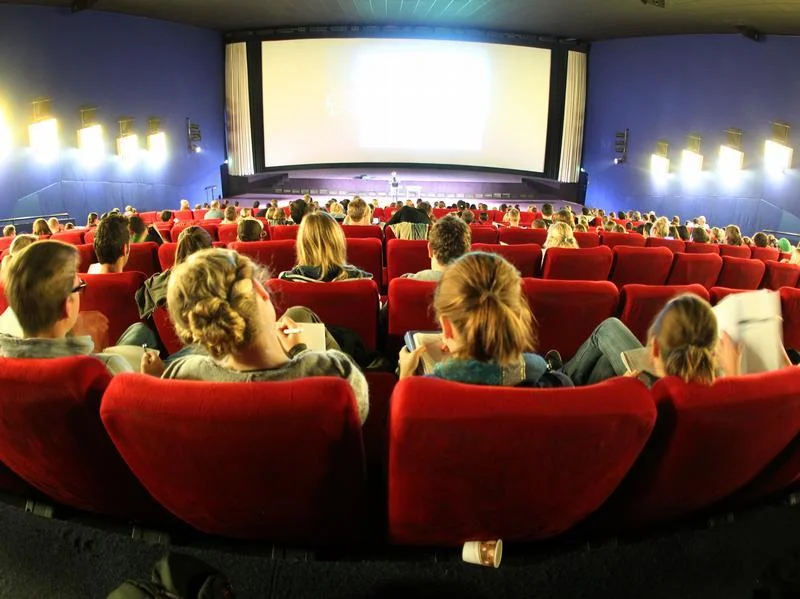 кинотеатр.webp