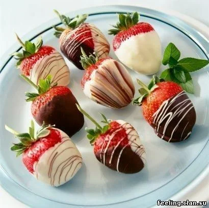 клубника в шоколаде.webp