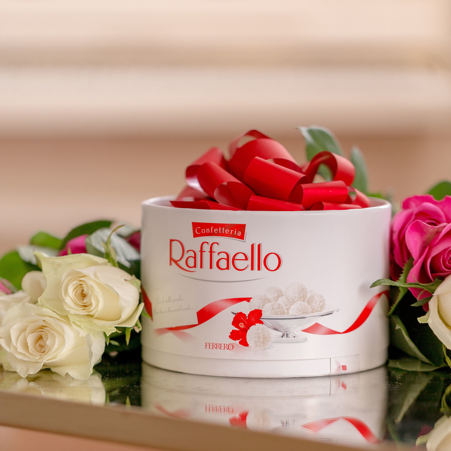 konfety-raffaello-tort-900x900-1.jpg
