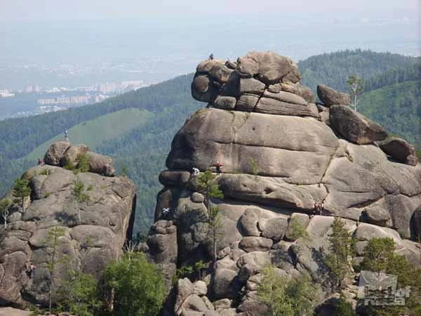 krasnoyarskie_stolby_1.webp