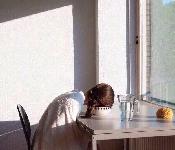 лицо в пиале.webp