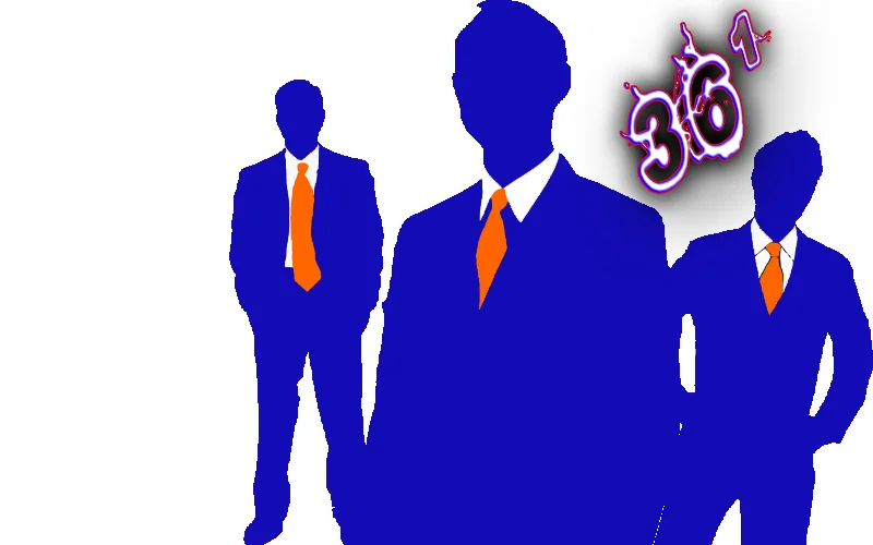 Люди в синем.webp