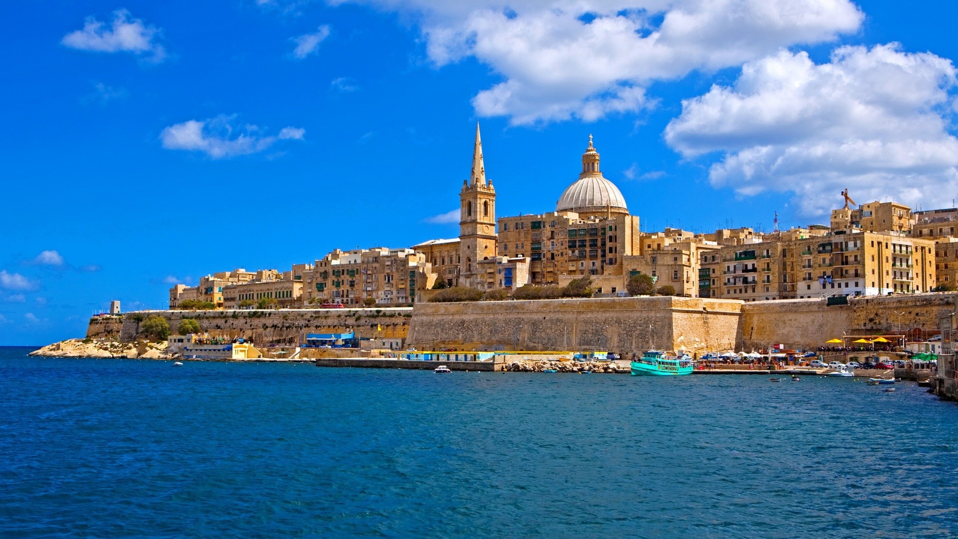 malta-arxitektura-leto-more-prichal-valletta-doma.jpg