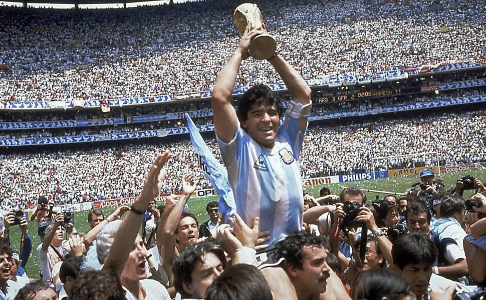maradona-s-kubkom-mira.webp
