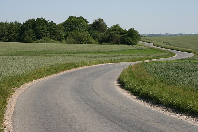 Middle_Age-road.JPG