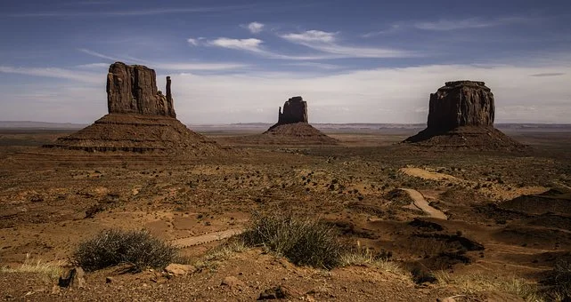 monument-valley-2314450__340.webp
