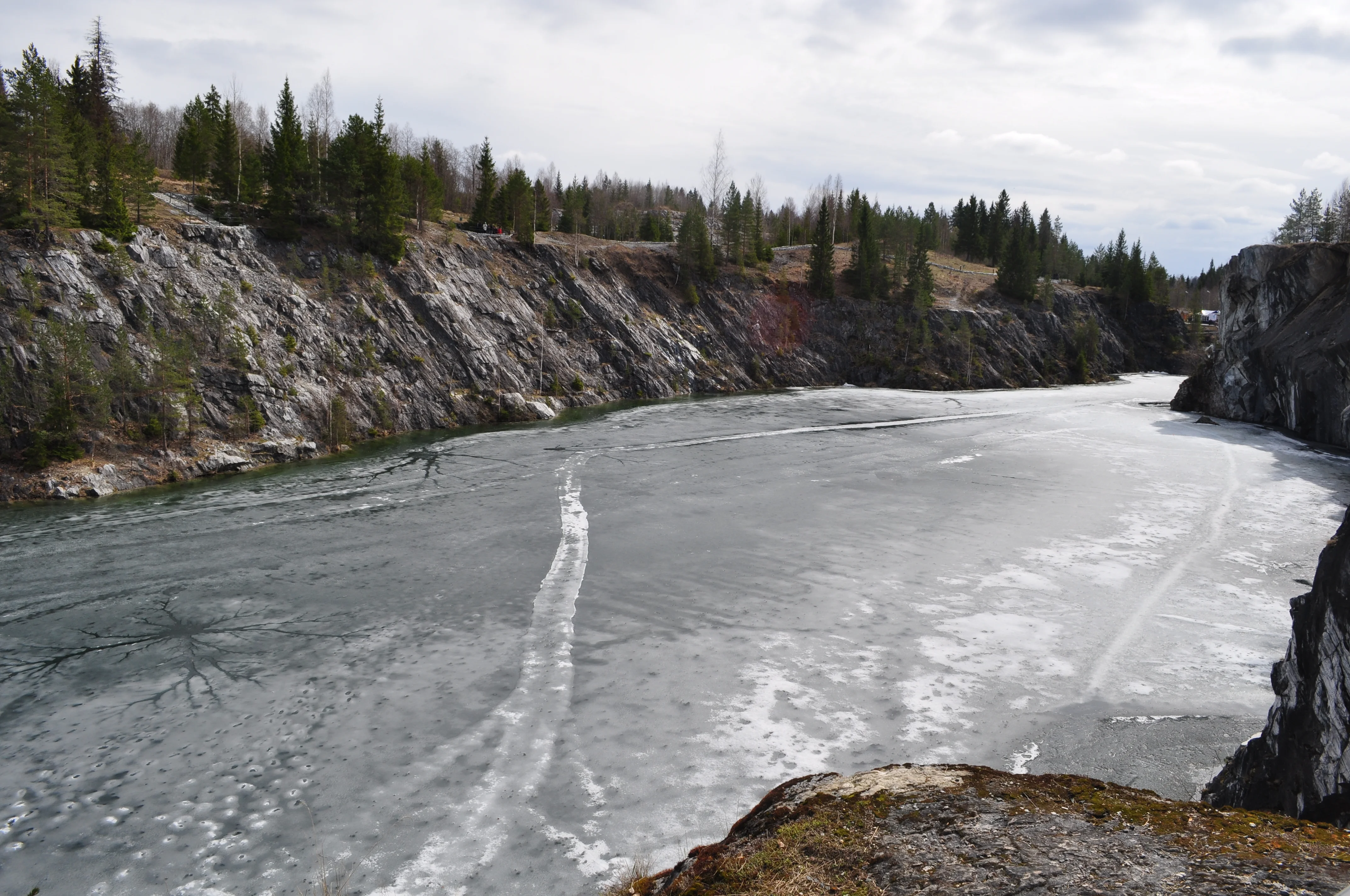 Мраморное озеро .webp