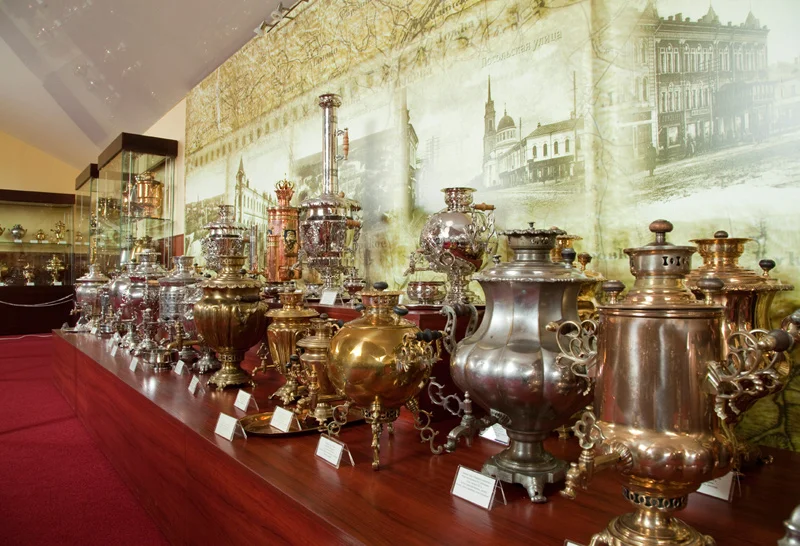 muz_samovar.webp
