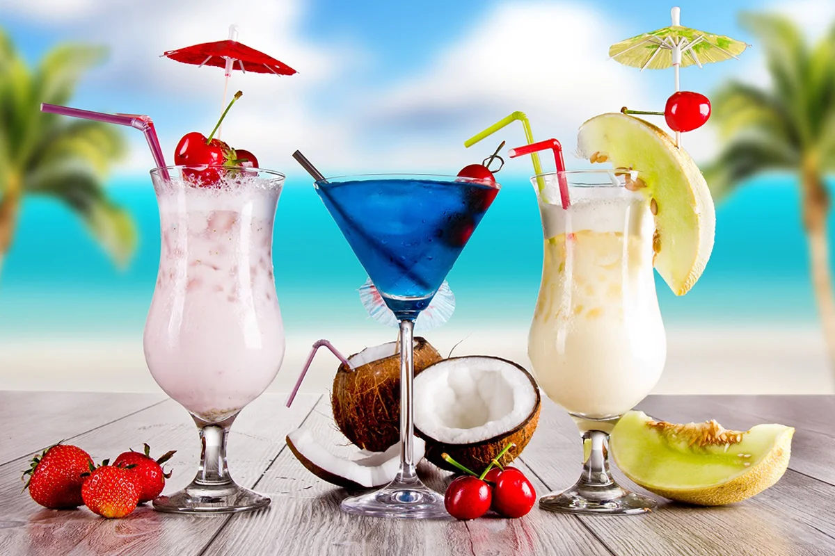 Napitki-Koktejli-na-lyuboj-vkus-retsepty-i-sovety-po-prigotovleniyu.webp