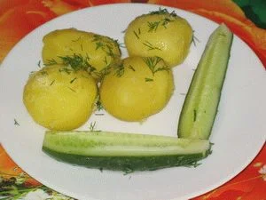 new potatoes with pickled cucumbers.webp