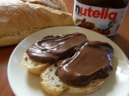 nutella-izmenenie-reklami_banketer.webp