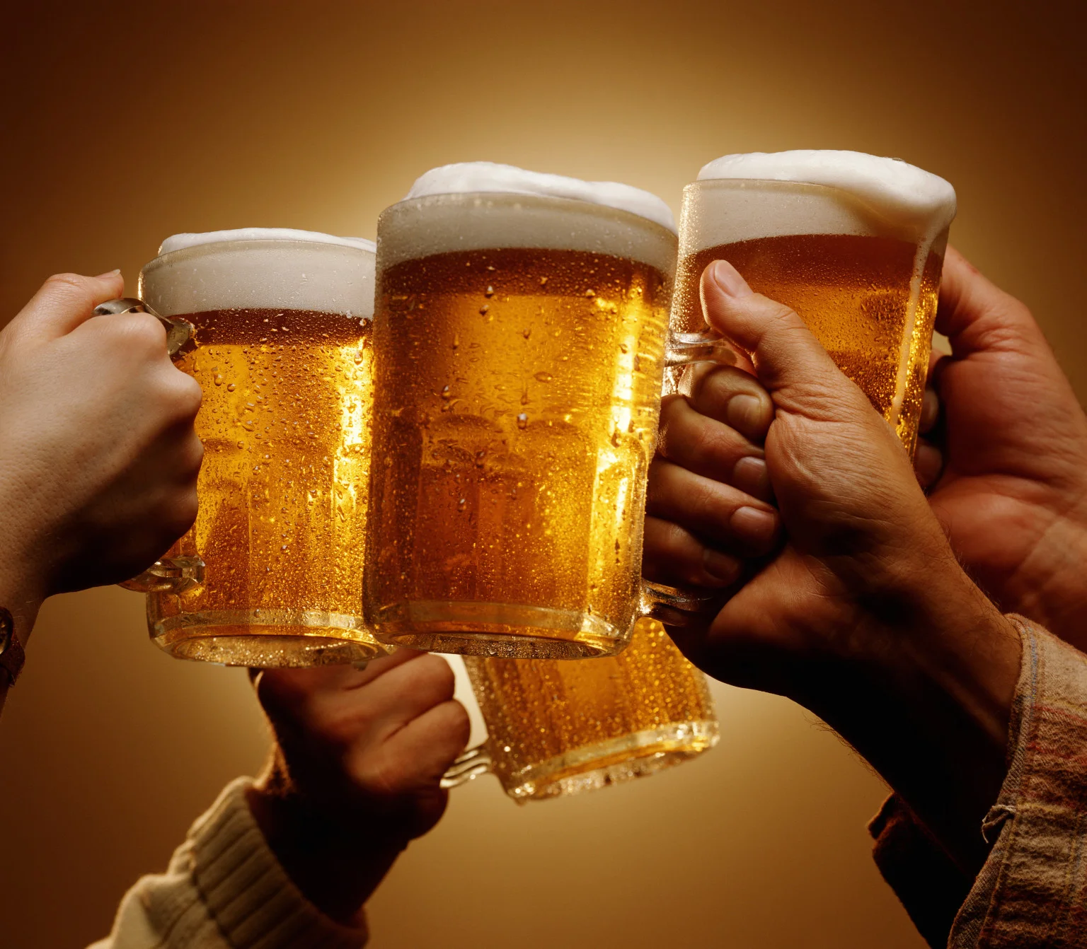 o-beer-cheers-facebook.webp