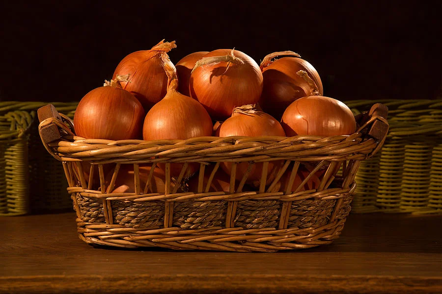 onions-in-a-basket-grant-groberg.webp
