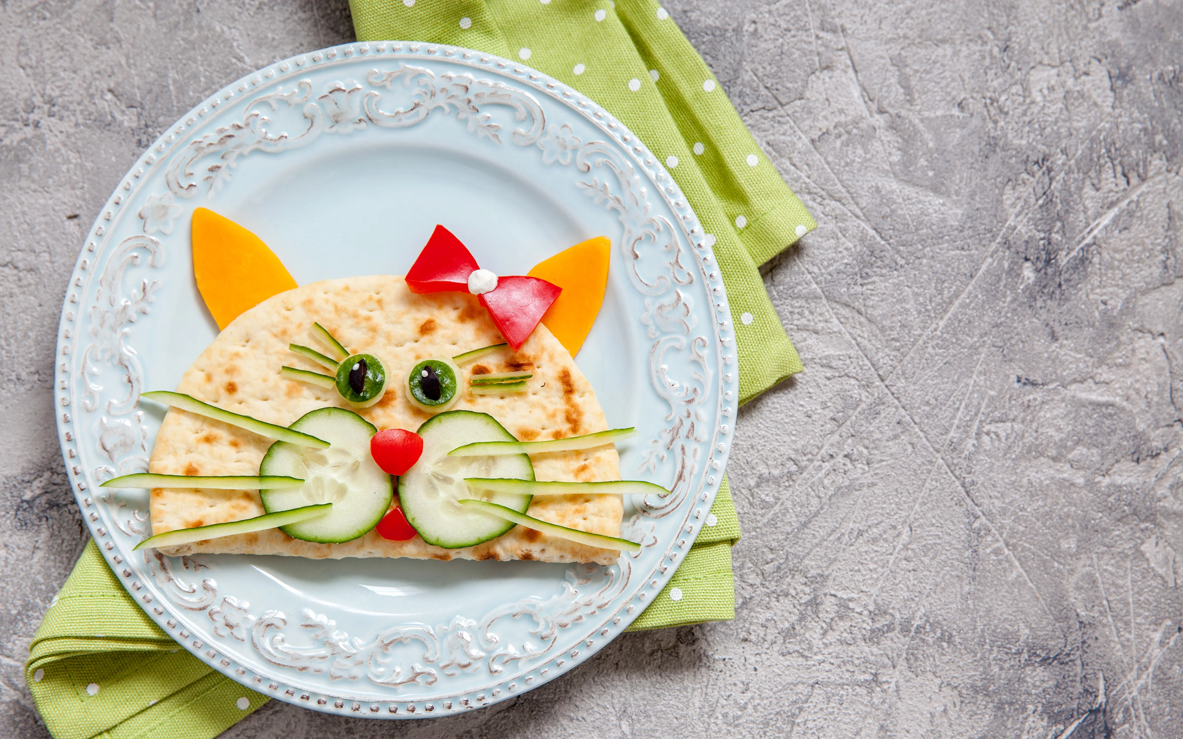 Pancake_Cats_Vegetables_510238_3840x2400.webp
