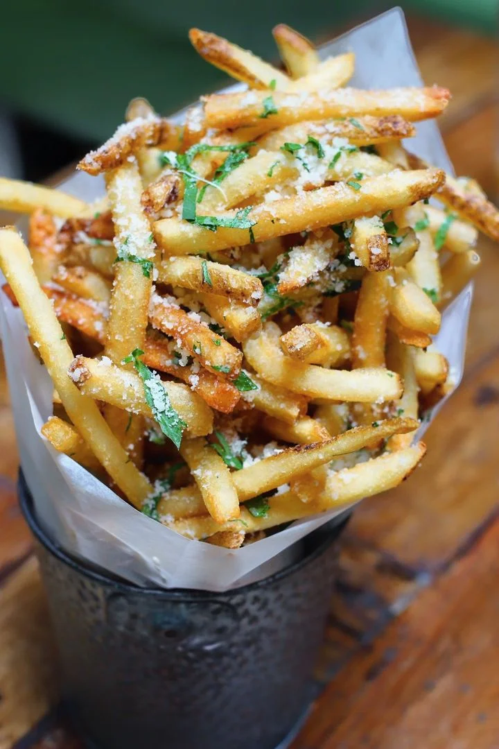 parmesan-truffle-french-fries-1000-1500-dtlngd69ii-720x1080.webp