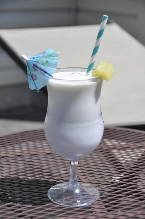 Pina-Colada-drink-recipe-2.webp