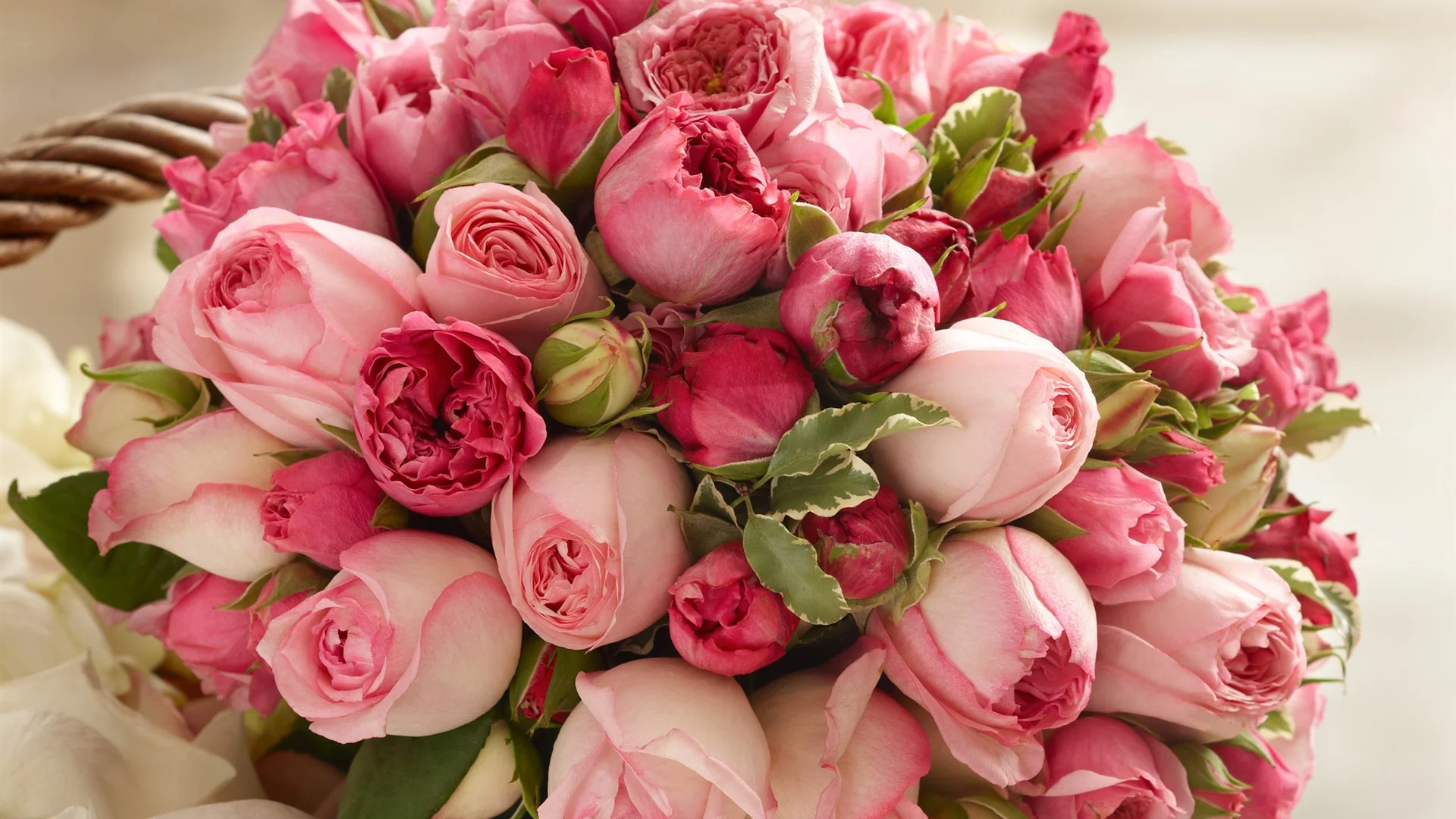 Pink-rose-flowers-beautiful-bouquet_1920x1080.webp