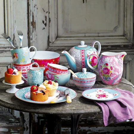 pip-studio-tableware-john-lewis-tea-set.webp