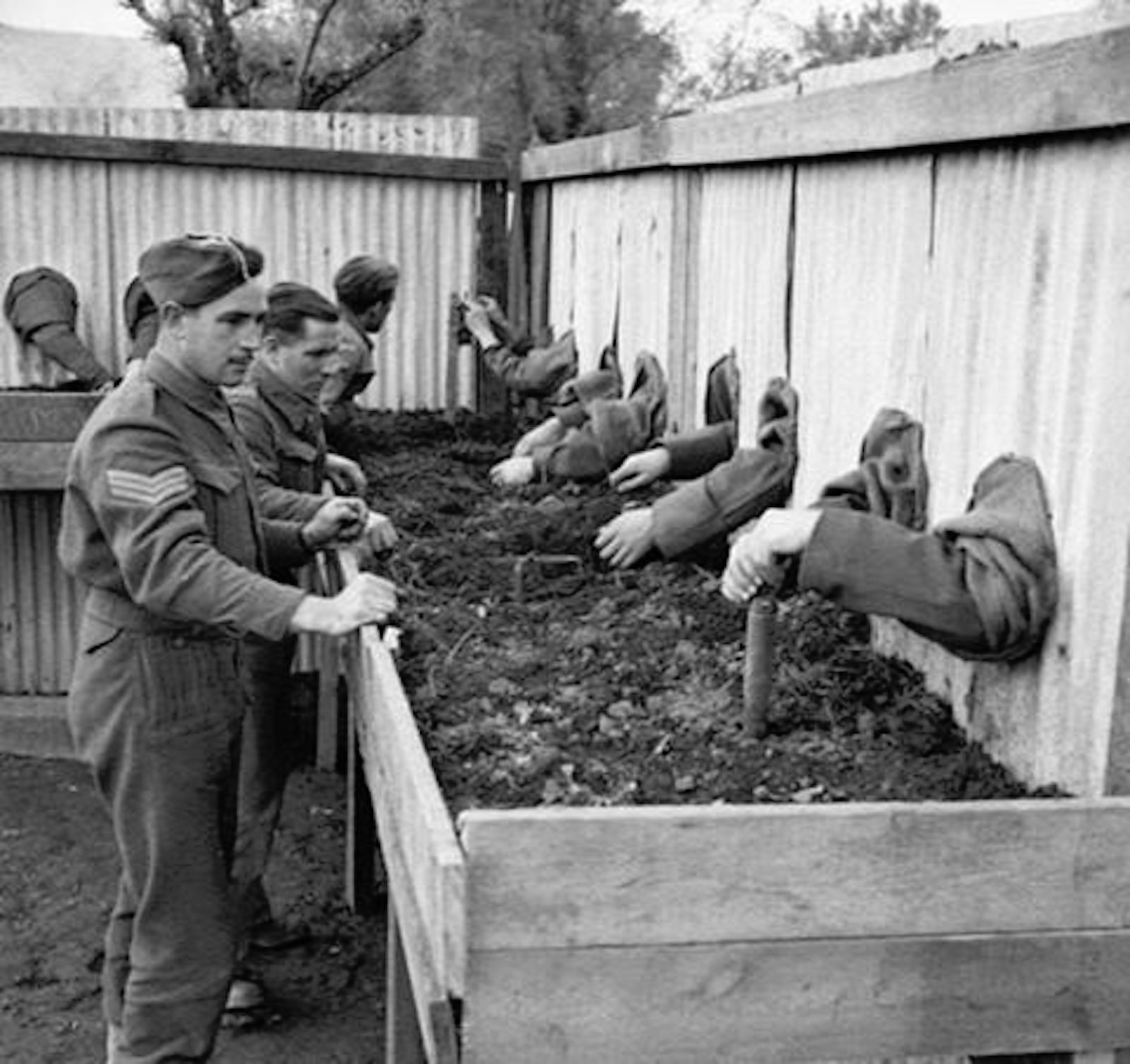 Подготовка-саперов.-Великобритания.-1940-е-годы..jpg