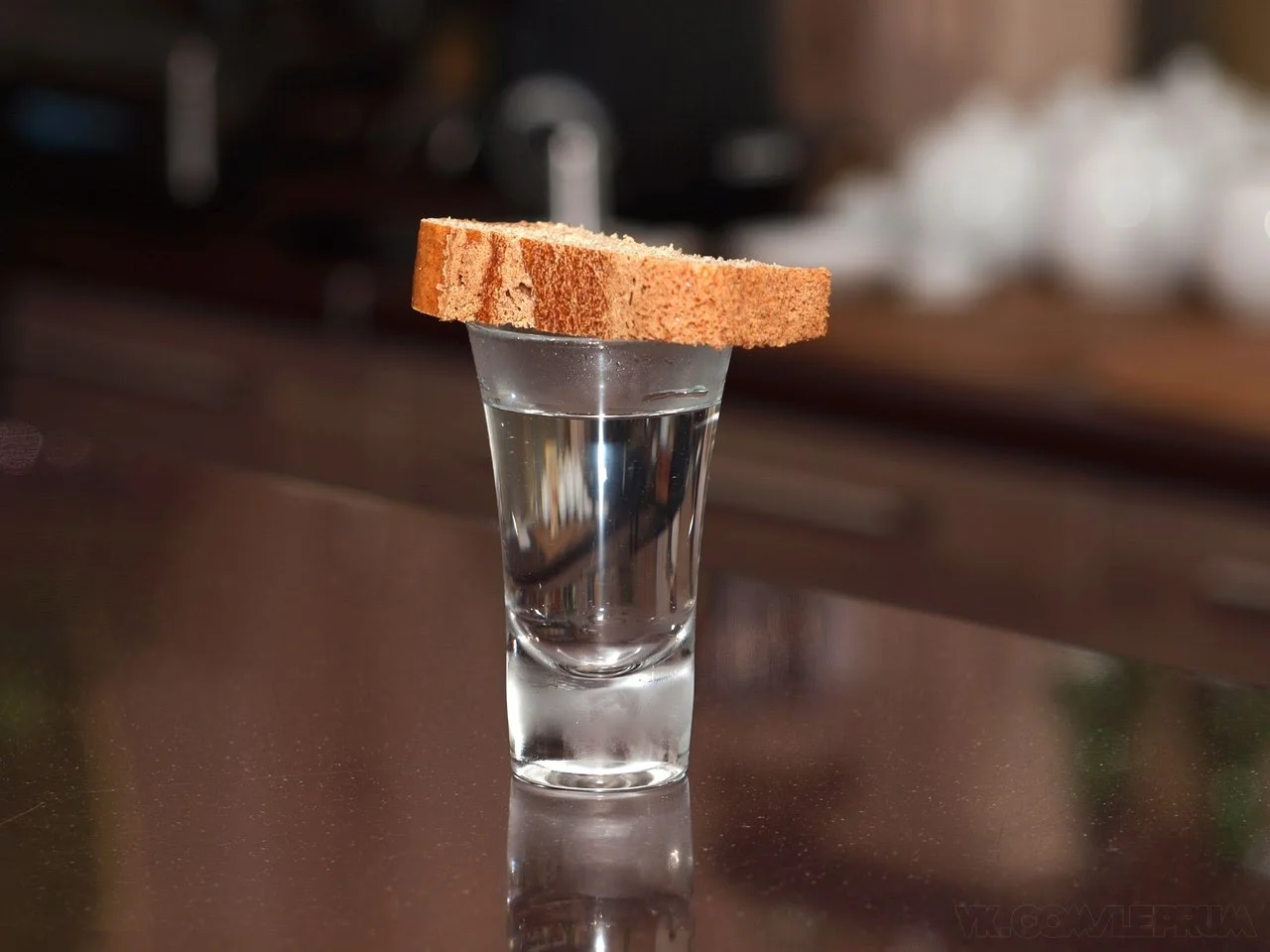 поминки рюмка.webp