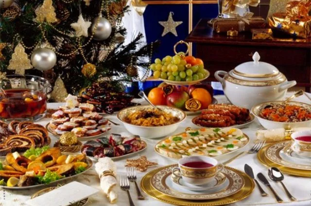 праздничный стол1.webp