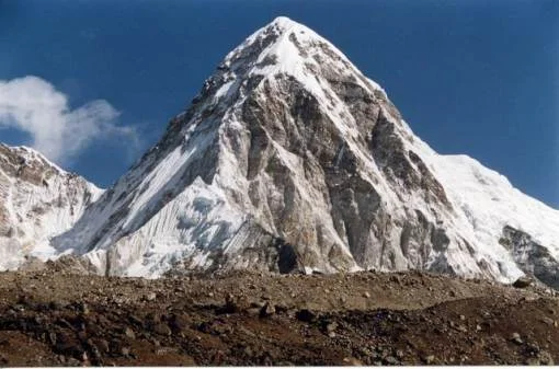 pumori2.webp
