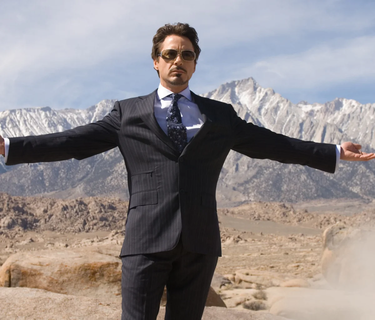 Robert-Downey-1200x1024.webp