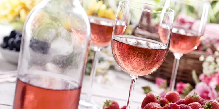 rose-wine.HEADER.webp