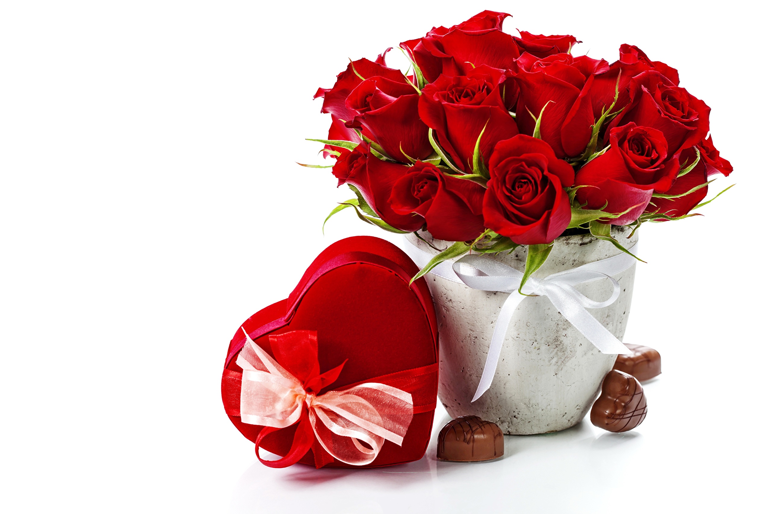 Roses_Candy_Holidays_421673.jpg