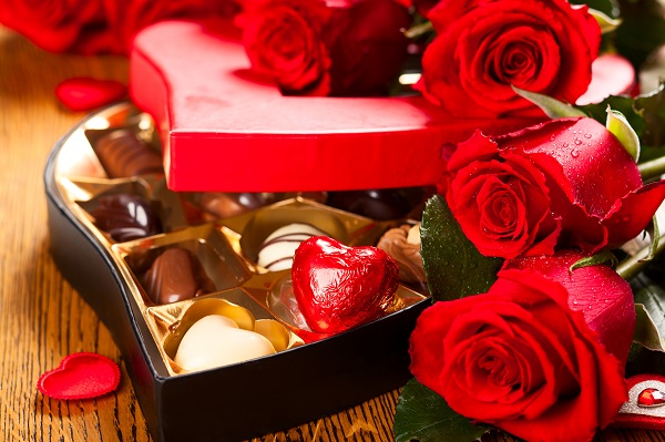 Roses_Sweets_Candy_Red_411918.jpg