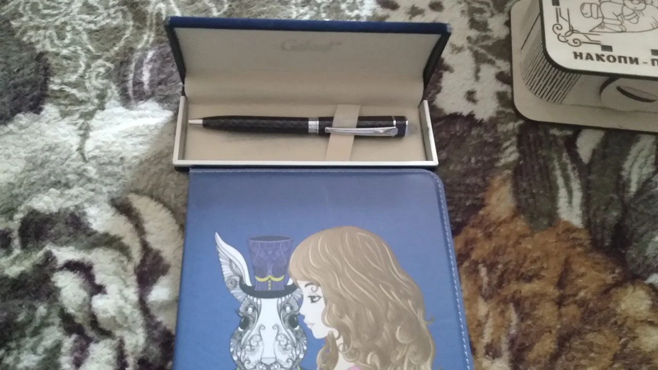 ручка и блокнот.webp