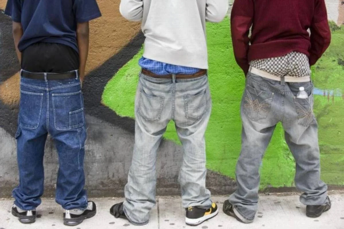 sagging-pants-trend-came-from-sexual-abuse-of-black-men-during-slavery.webp