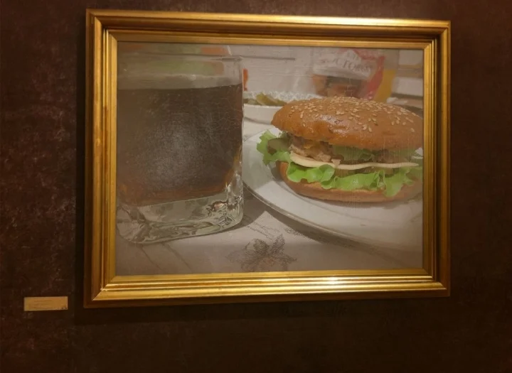 Screenshot_20221222-193655_Photo Lab.webp