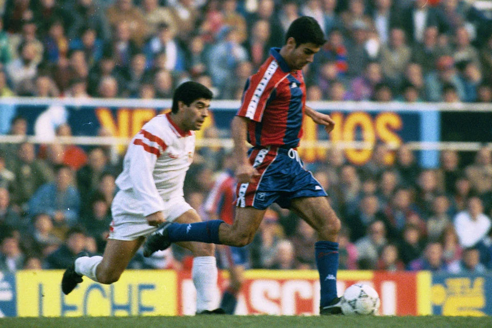 sevilya-barselona-diego-maradona.webp