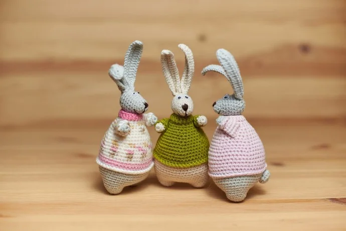 smeshnye-vjazanye-zaiki-images-big (1).webp