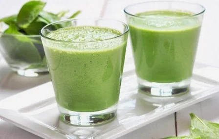 смузи-с-кефиром-и-сельдереем.webp