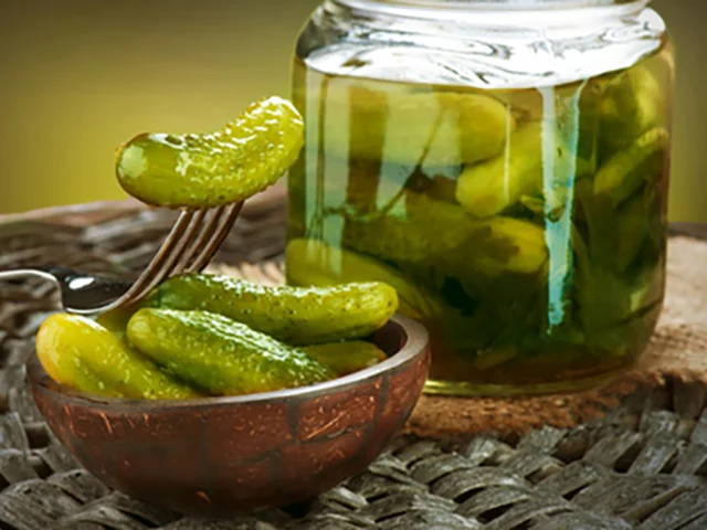 соленые-огурцы-4.webp