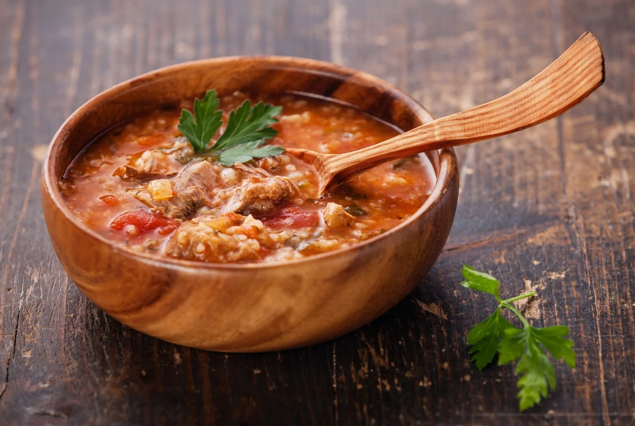 Soups_Plate_Spoon_459098.webp