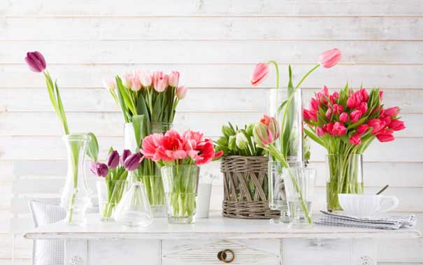 spring-flower-arrangement-by-Silke-Zander.jpg