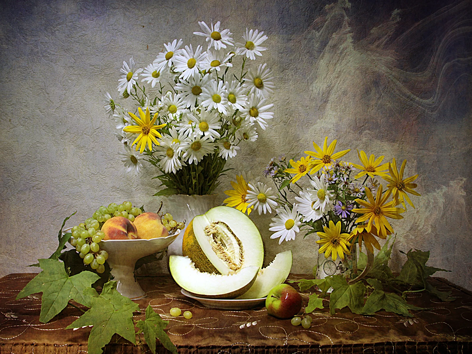 Still-life_Bouquets_Camomiles_Melons_Grapes_570022_1600x1200.webp