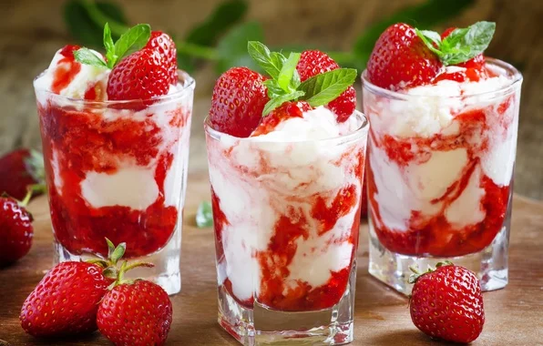 strawberry-ice-cream-sweet.webp