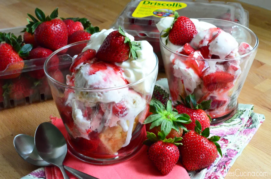 Strawberry-Shortcake-Ice-Cream-Sundaes[1].webp