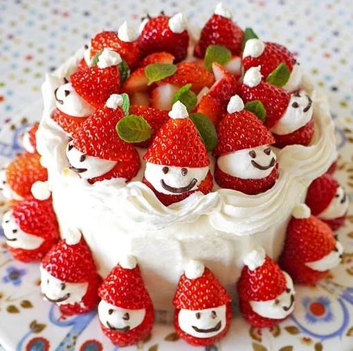 strawberry_santas.webp
