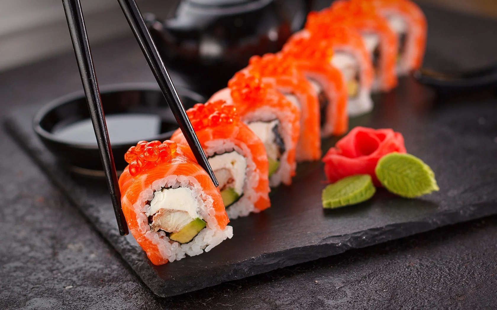 sushi-2853382_1920.webp