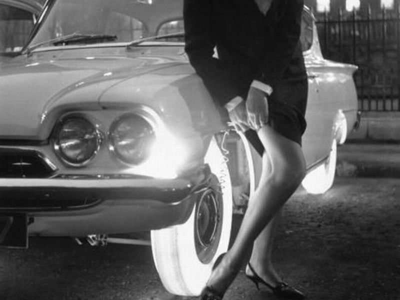 Светящиеся шины от «Goodyear», 1961 год..jpg