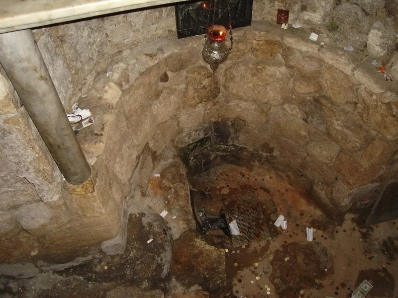 святой источник 4.webp